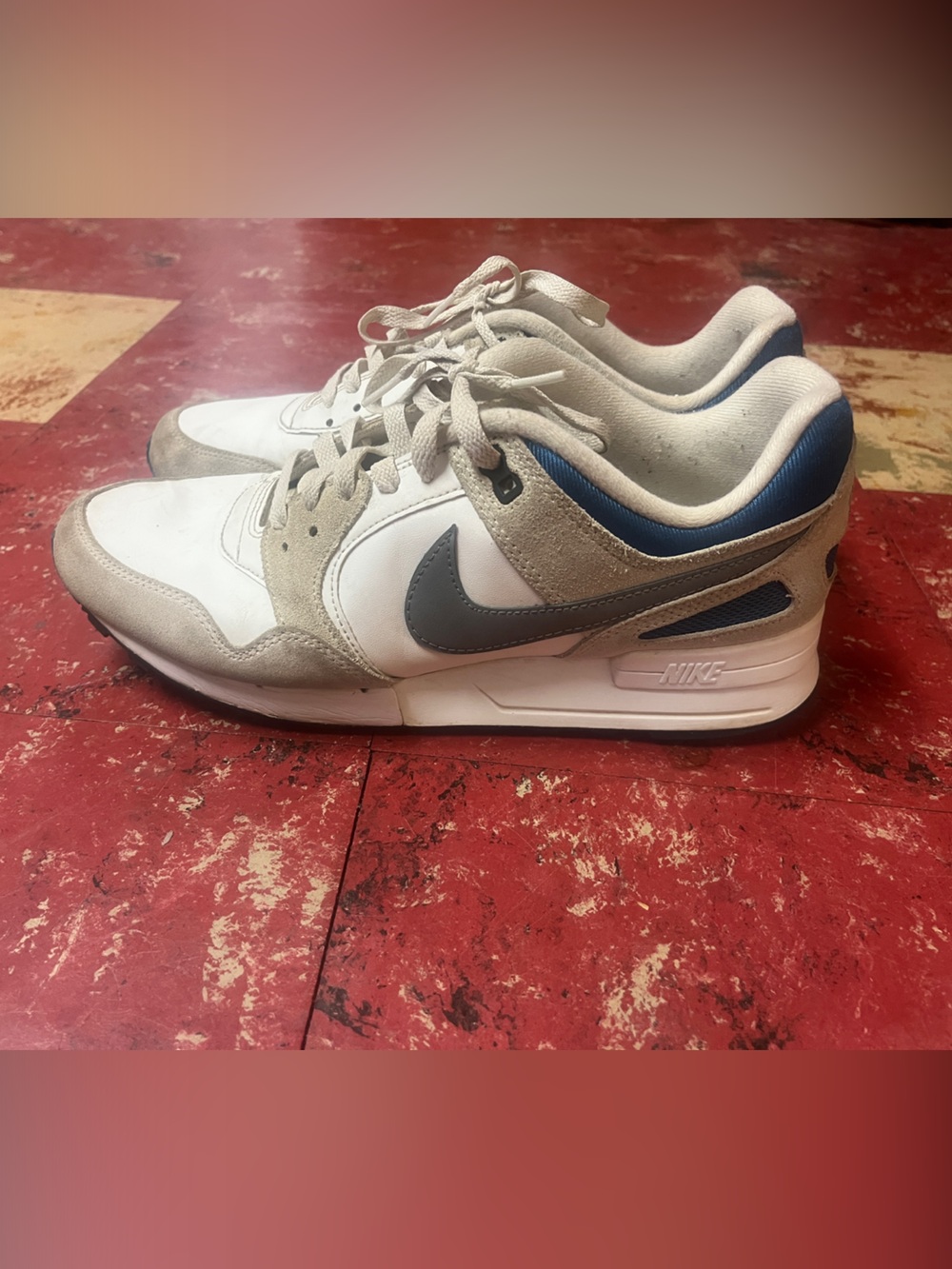 Nike Air Pegasus ‘89 Men’s White, Gray and Blue Retro Runner Sneakers